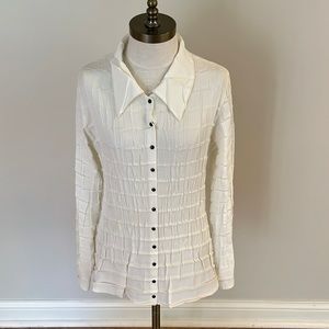 Babette vintage look 1990’s crinkle ivory blouse snap front size M